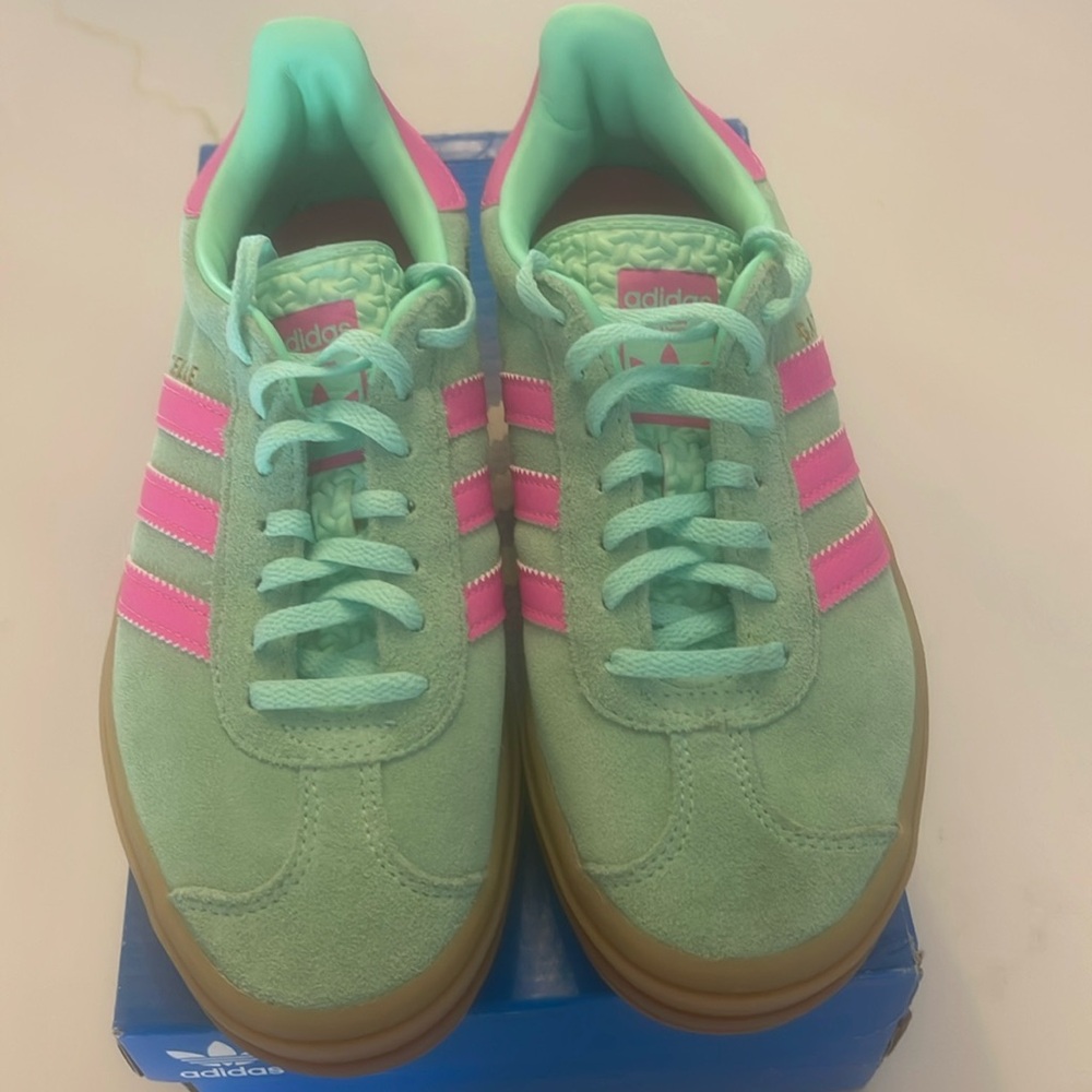 ADIDAS GAZELLE BOLD Mint Green / Pink 7.5